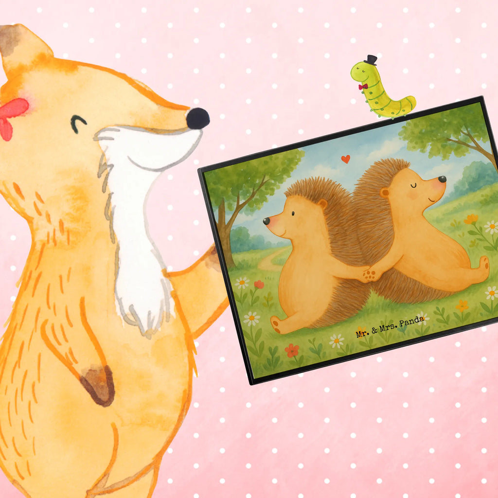 Podkładka na biurko Jeże trzymające się za łapki Design Büroartikel, Schreibwaren, Schreibtisch Unterlagen, Schreibtischunterlage Groß, Schreibtischauflage, Schreibunterlage, Bürobedarf, Liebe, Partner, Freund, Freundin, Ehemann, Ehefrau, Heiraten, Verlobung, Heiratsantrag, Liebesgeschenk, Jahrestag, Hocheitstag, Liebesbeweis, Lieblingsmensch, Hochzeit, Igel, Hand in Hand, Gemeinsamkeit, Love, Geschenk für zwei, Liebesbotschaft, Igelliebe, große Liebe