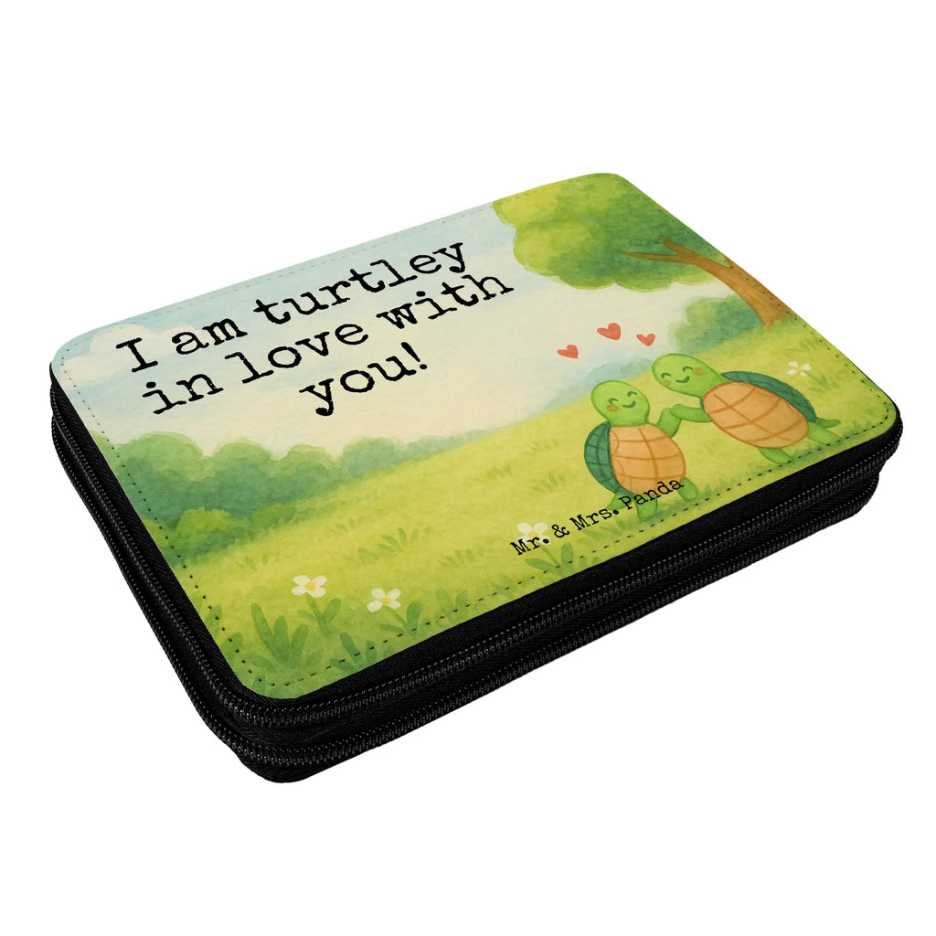 Leather folder turtles Pair Design Schülerin, Federmappe, Stifte Etui, Federmäppchen, Bestückte Federmappe, Büro Stifte Etui, Grundschule, Federmappe Einschulung, Stifterolle, Federmäppchen bedruckt, Kind, Stiftetasche, Geschenk, Motiv, Schule, Einschulung, Kinder Federmappe, Schüler, Liebe, Partner, Freund, Freundin, Ehemann, Ehefrau, Heiraten, Verlobung, Heiratsantrag, Liebesgeschenk, Jahrestag, Hocheitstag, Hochzeitstag, Geschenk für Frauen, Geschenk für Partner, für Ehemann, Valentinstag, Geschenk für Freundin, Liebesbeweis, für Männer, Mitbringsel