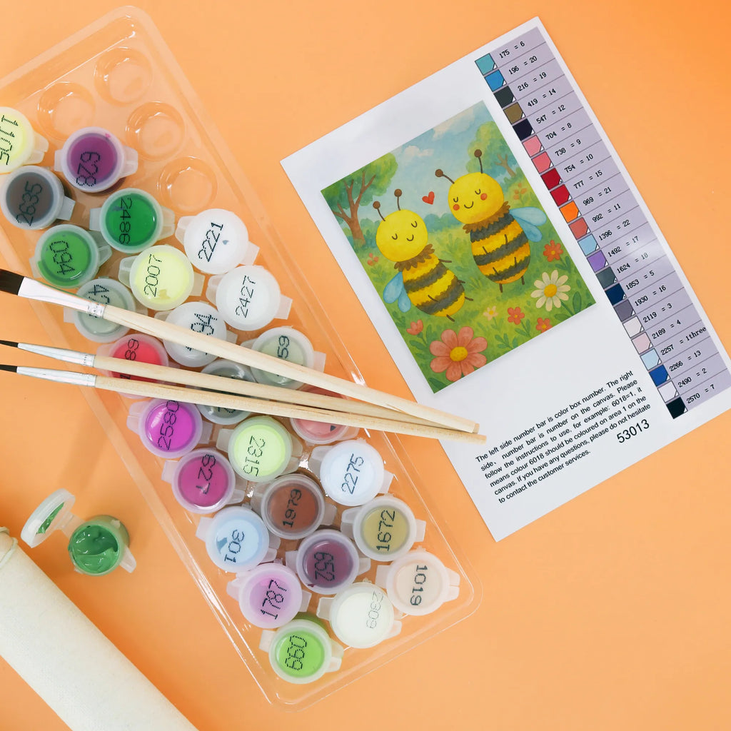 Paint by Numbers bee In love Design Kreativität, DIY, Künstler, Malen, Kunstwerk, Malen nach Zahlen, Ausmalbild, Bastelidee, Baseln, Biene, Wespe, Hummel