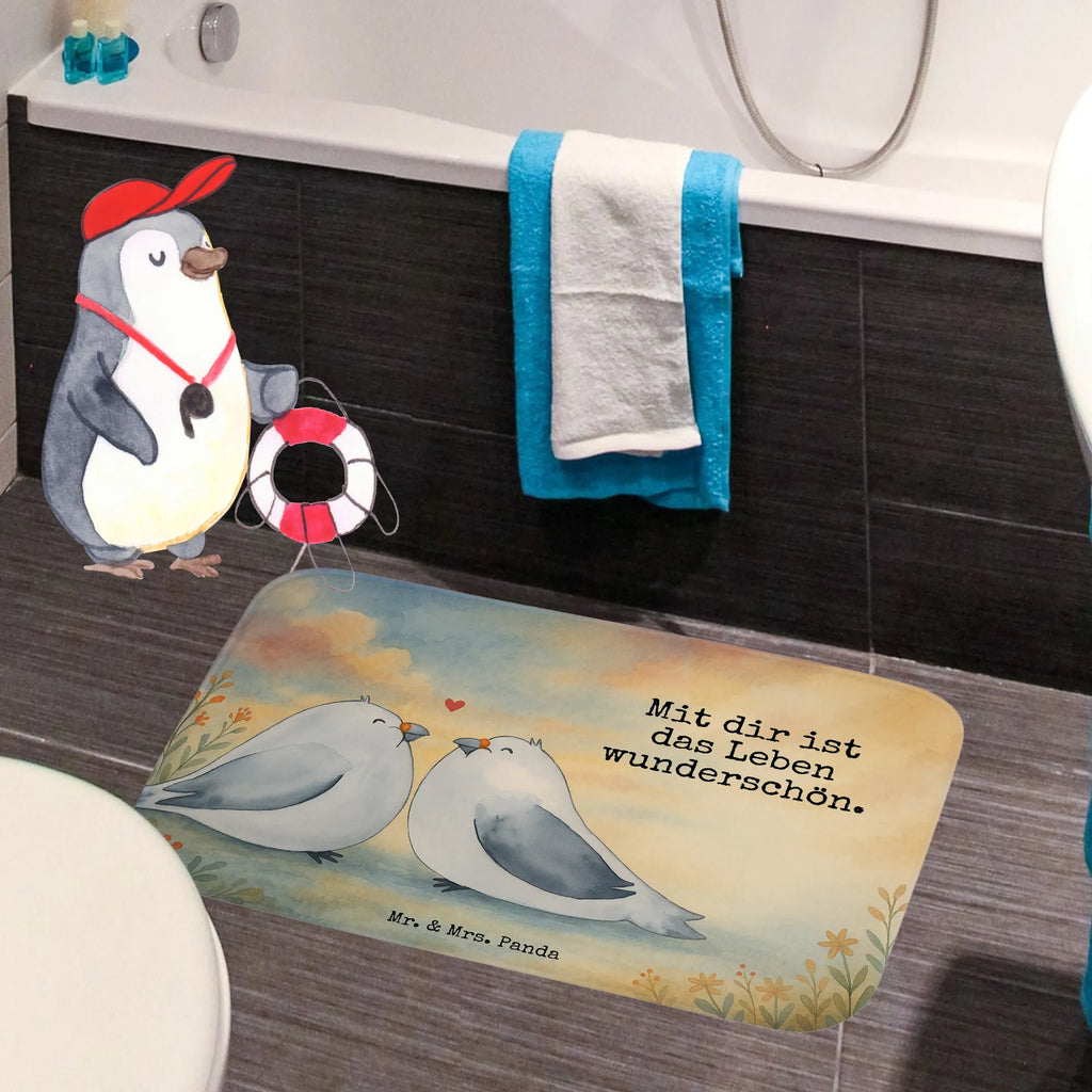 Bath mat Turtledoves in love Design Badematte, Badteppich, Duschvorleger, Badezimmerteppich, Badezimmermatte, Badvorleger, Duschmatte, Duschteppich, Badteppiche, Badgarnitur, Badematten, Teppich Badezimmer, Badezimmermatten, Liebe, Partner, Freund, Freundin, Ehemann, Ehefrau, Heiraten, Verlobung, Heiratsantrag, Liebesgeschenk, Jahrestag, Hocheitstag, Turteltauben, Turteltäubchen, Tauben, Verliebt, Verlobt, Verheiratet, Geschenk Freundin, Geschenk Freund, Liebesbeweis, Hochzeitstag, Geschenk Hochzeit