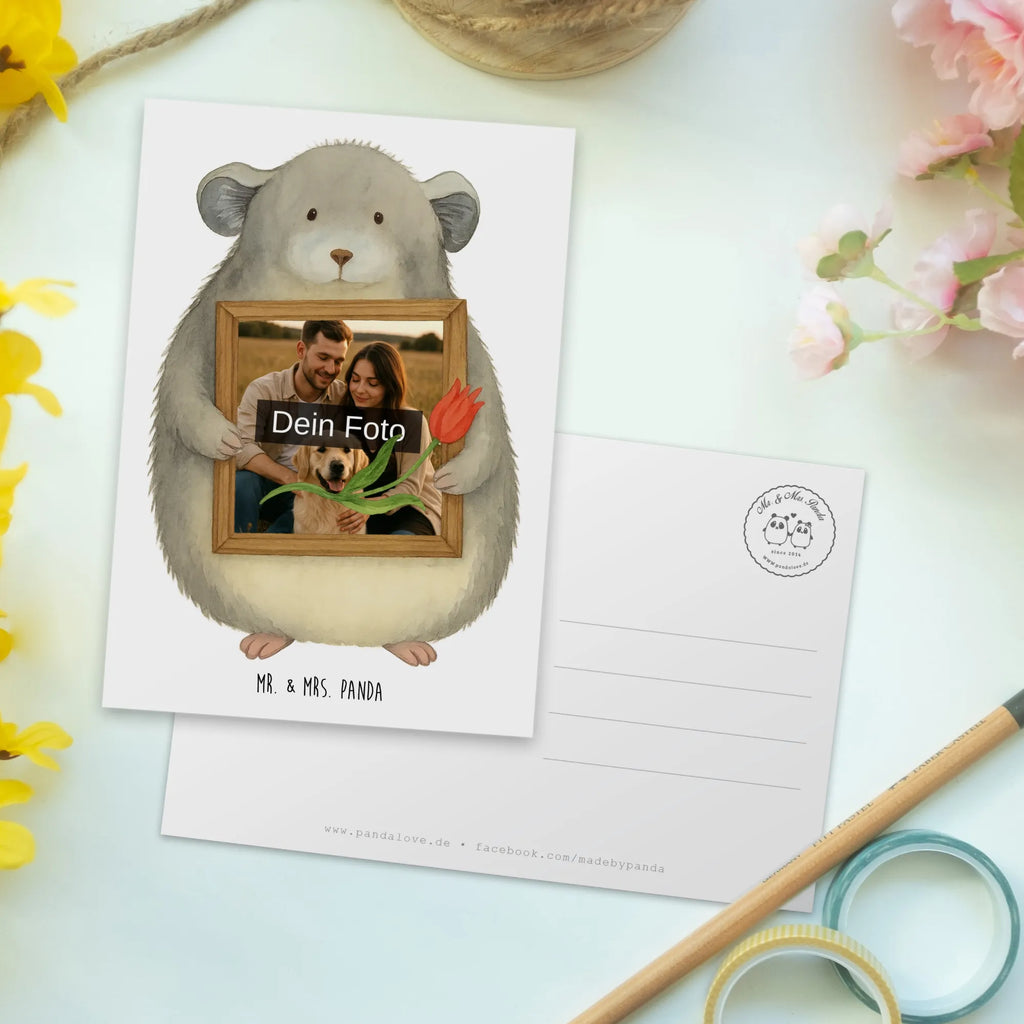 Personalisierte Foto Postkarte Chinchilla Blume Design Personalisierte Foto Postkarte, Tiermotive, Gute Laune, lustige Sprüche, Tiere, Chinchilla, Chinchillas, Liebeskummer, Kummer, Depressionen, traurig sein, Chaos, Glücklichsein, Büro, Büroalltag