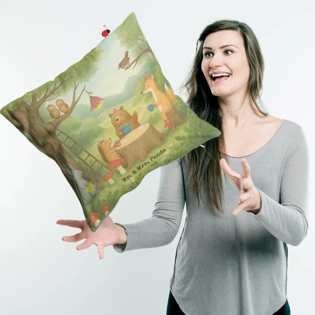 Cushion forest animals picnic Design Dekokissen, Kopfkissen 40x40, Sofakissen, Sofakissen 40x40, Motivkissen, Kissenbezug 40x40, Dekokissen Sofa, Couchkissen, Kissen, sitzkissen, Kissen 40x40 Waschbar, Kopfkissen, Dekokissen 40x40, Zierkissen, sofakissen, Kissen 40x40, Kissenbezüge, Kissenhülle 40x40, Kissenhülle, Tiermotive, Gute Laune, lustige Sprüche, Tiere, Fuchs, Wald, Eichhörnchen, Picknick, Maus, Hase, Igel, Waldtiere