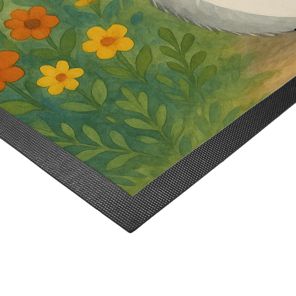 Fußmatte Chinchilla Blume Design Eingangsteppich, Fussmatten online, Matte, Schmutzmatte, Fußabtreter, Haustürmatte, Fußmatte outdoor, Fußabtreter außen, Türmatte, Fussmatten, Schmutzfänger, Schmutzfangteppich, Fußabstreifer außen, Fußmatten, Türvorleger, Fußmatte außen wetterfest, Schmutzfangmatte, Vorleger, Gummimatte, Fußmatte außen, Motivfußmatte, Sauberlaufmatte, Schmutzfangmatte waschbar, Fußabstreifer, Fußmatte innen, Fußmatte waschbar, Gummi Matte, Tiermotive, Gute Laune, lustige Sprüche, Tiere, Depressionen, Büro, Liebeskummer, Chinchilla, Chinchillas, Büroalltag, Kummer, traurig sein, Glücklichsein, Chaos