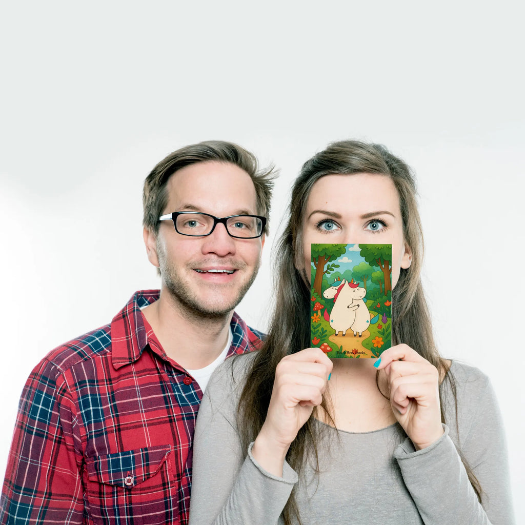 Postkarte Einhörner Umarmen Design Postkarte, Karte, Geschenkkarte, Grußkarte, Einladung, Ansichtskarte, Geburtstagskarte, Einladungskarte, Dankeskarte, Ansichtskarten, Einladung Geburtstag, Einladungskarten Geburtstag, Einhorn, Einhörner, Einhorn Deko, Unicorn, Freundinnen, Freundin, BFF, Schwester, Schwestern, Familie, Geschwister, Sister, Liebe