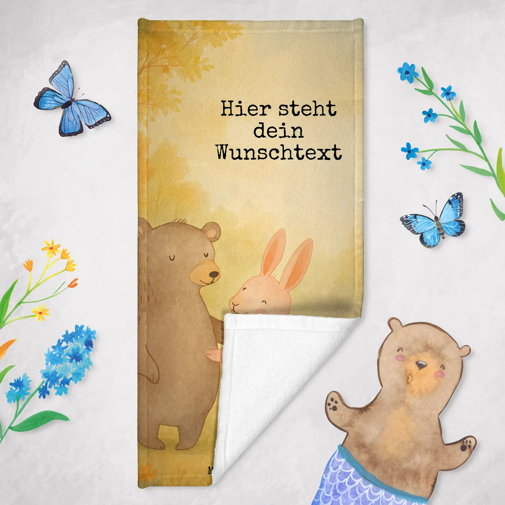 Personalisiertes Badehandtuch Bär und Hase Umarmen Design Kinder Handtuch mit Namen, Strandtuch mit Namen, Personalisiertes Handtuch, Duschtuch mit Namen, Saunatuch mit Namen, Badetuch mit Namen, Personalisiertes Badetuch, Liebe, Partner, Freund, Freundin, Ehemann, Ehefrau, Heiraten, Verlobung, Heiratsantrag, Liebesgeschenk, Jahrestag, Hocheitstag, Bär, Bärchen, Freunde, Hase, bester Freund, best friends