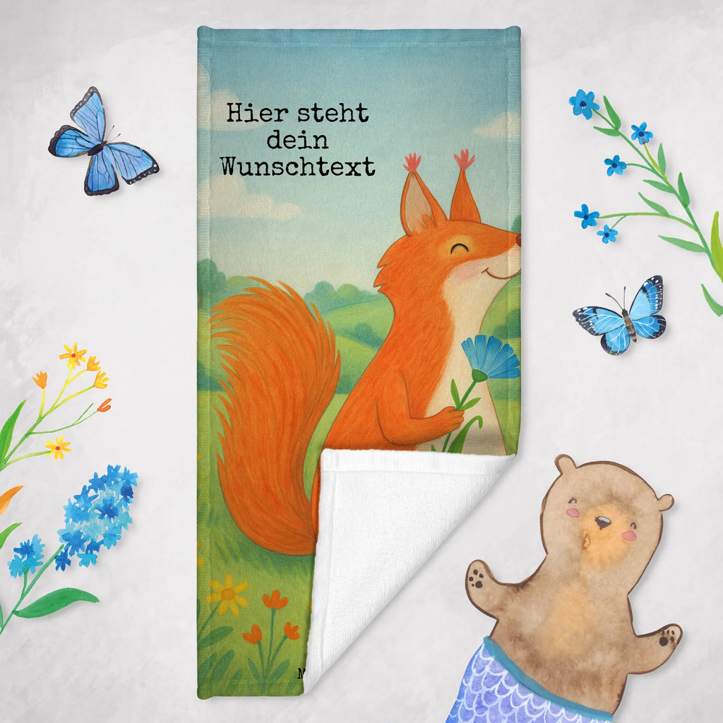 Personalized Bath Towel Squirrel flower Design Strandtuch mit Namen, Personalisiertes Handtuch, Badetuch mit Namen, Saunatuch mit Namen, Personalisiertes Badetuch, Duschtuch mit Namen, Kinder Handtuch mit Namen, Tiermotive, Gute Laune, lustige Sprüche, Tiere, glücklich Spruch, Spruch Deko, Lachen, Eichhorn, Spruch positiv, Spaß, Motivation Sprüche, Eichhörnchen, Motivation Bilder