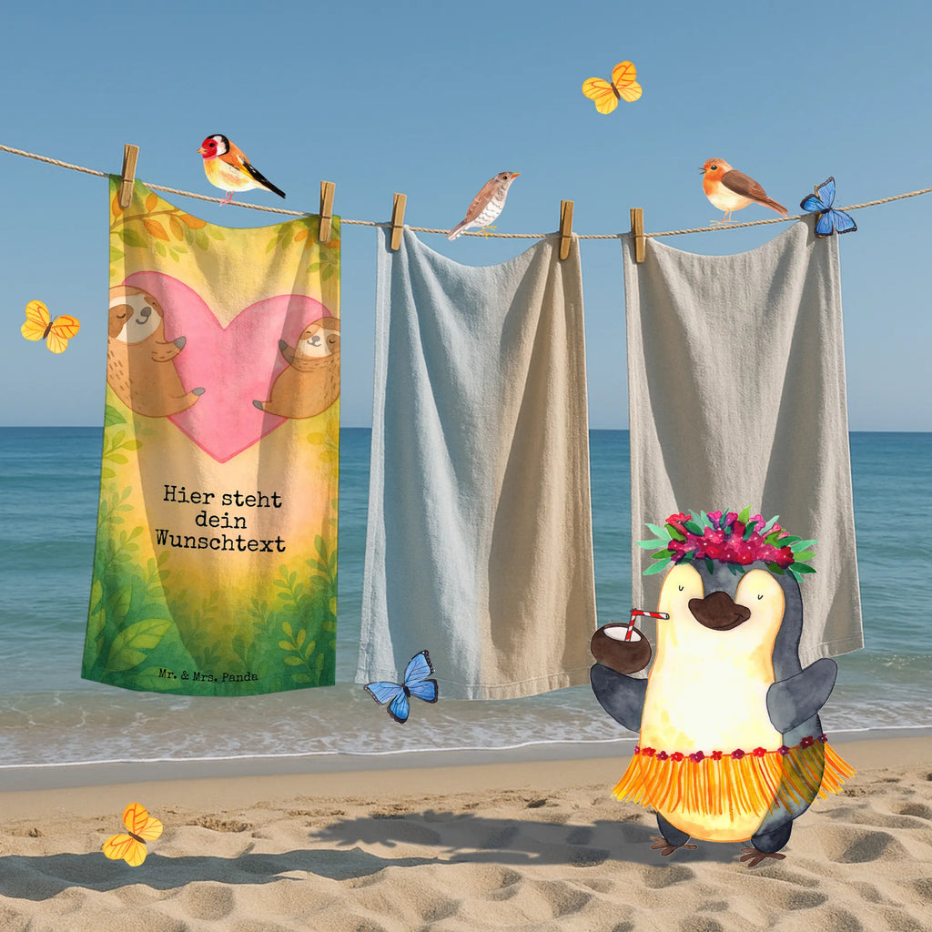 Personalisiertes Badehandtuch Faultiere Herz Design Duschtuch mit Namen, Saunatuch mit Namen, Badetuch mit Namen, Kinder Handtuch mit Namen, Personalisiertes Badetuch, Personalisiertes Handtuch, Strandtuch mit Namen, Liebe, Partner, Freund, Freundin, Ehemann, Ehefrau, Heiraten, Verlobung, Heiratsantrag, Liebesgeschenk, Jahrestag, Hocheitstag, Liebesbeweis, Valentinstag, Geschenk für Partner, Mitbringsel, Geschenk für Frauen, Geschenk für Freundin, für Ehemann, für Männer, Hochzeitstag