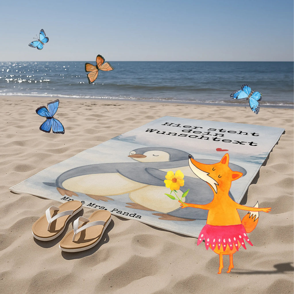 Personalisiertes Badehandtuch Pinguine Kuscheln Design Personalisiertes Badetuch, Badetuch mit Namen, Personalisiertes Handtuch, Duschtuch mit Namen, Kinder Handtuch mit Namen, Saunatuch mit Namen, Strandtuch mit Namen, Liebe, Partner, Freund, Freundin, Ehemann, Ehefrau, Heiraten, Verlobung, Heiratsantrag, Liebesgeschenk, Jahrestag, Hocheitstag, Geschenk für Partner, für Männer, Liebesbeweis, Mitbringsel, Geschenk für Frauen, für Ehemann, Valentinstag, Geschenk für Freundin, Hochzeitstag