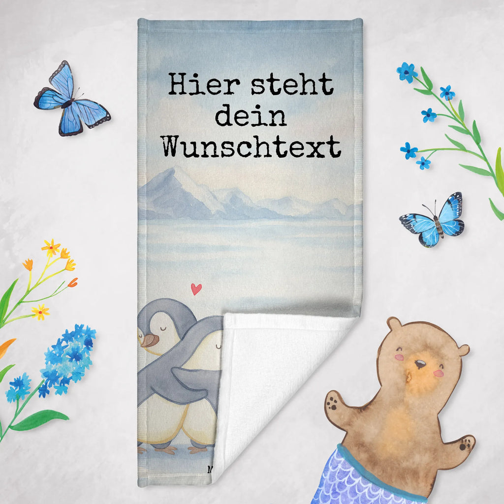 Personalisiertes Badehandtuch Pinguine Kuscheln Design Badetuch mit Namen, Duschtuch mit Namen, Saunatuch mit Namen, Personalisiertes Handtuch, Kinder Handtuch mit Namen, Strandtuch mit Namen, Personalisiertes Badetuch, Liebe, Partner, Freund, Freundin, Ehemann, Ehefrau, Heiraten, Verlobung, Heiratsantrag, Liebesgeschenk, Jahrestag, Hocheitstag, Hochzeitstag, Valentinstag, Geschenk für Partner, Geschenk für Frauen, für Männer, Geschenk für Freundin, Liebesbeweis, Mitbringsel, für Ehemann