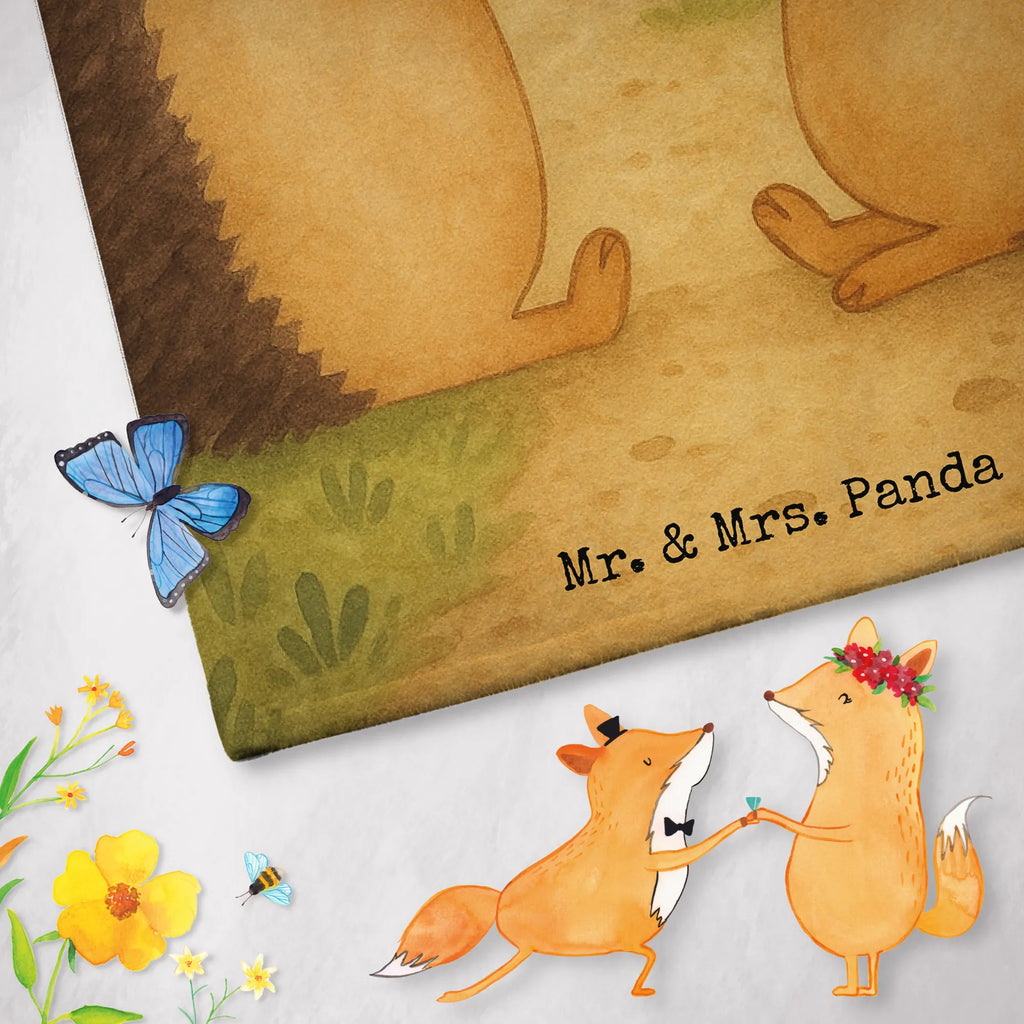 Personalisiertes Badehandtuch Igel Liebe Design Personalisiertes Handtuch, Personalisiertes Badetuch, Duschtuch mit Namen, Saunatuch mit Namen, Kinder Handtuch mit Namen, Strandtuch mit Namen, Badetuch mit Namen, Liebe, Partner, Freund, Freundin, Ehemann, Ehefrau, Heiraten, Verlobung, Heiratsantrag, Liebesgeschenk, Jahrestag, Hocheitstag, Geschenk, Verheiratet, Hochzeitstag, Verliebt, Hochzeit, Liebesbeweis, Igel, Verlobt