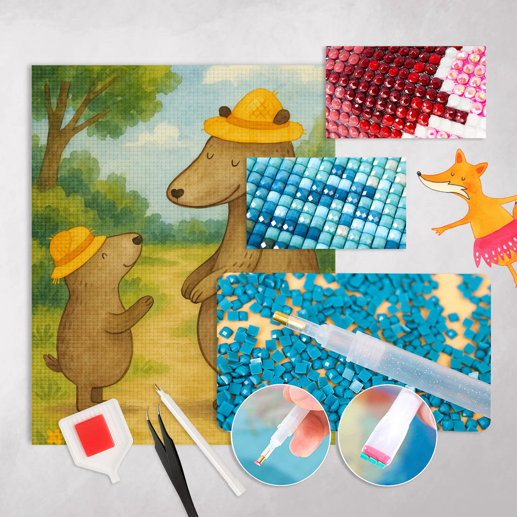 Diamond Painting Bären mit Hut Design Diamond Painting Tablett, Diamond Painting Geschenkidee, Diamant Bild, Diamond Art, Diamond Painting Tray, Diamond Painting Profi Set, Diamond Painting Für Erwachsene, Diamond Painting Porträt, Diamond Painting Deko, 5D Diamant Malerei, Diamond Painting Kit, Diamond Painting Modern, DIY Strass Bild, Diamond Painting Full Drill, Diamond Painting Tiere, DIY Diamond Painting, Diamond Painting Leinwand, Diamond Painting Quadratbohrer, Diamond Painting Für Kinder, Diamond Painting Blumen, Diamond Painting Zubehör, Diamond Painting Rundbohrer, Diamond Painting Landschaft, Rhinestone Painting, Diamond Painting Set, Diamond Painting Puzzle, Diamond Painting Motive, Diamond Painting Klassisch, Diamond Painting Schablone, Diamond Painting, Diamond Painting Bohrer, Diamond Painting Anfänger Set, Strass Malerei, Diamant Stickerei, Diamond Painting Werkzeuge, Diamant Mosaik, Kristallbild, Diamond Painting Partial Drill, Diamond Painting Pinzette, Diamond Painting Schlüsselanhänger, Diamant Malerei, Diamond Painting Muster, Familie, Vatertag, Muttertag, Bruder, Schwester, Mama, Papa, Oma, Opa, Papi, Lieblingsmensch, Bären, Sohn, Dad, Kinder, Vater-Sohn, Vorbild, Kind, Vater, Söhne, Paps, Daddy, Bär, Family