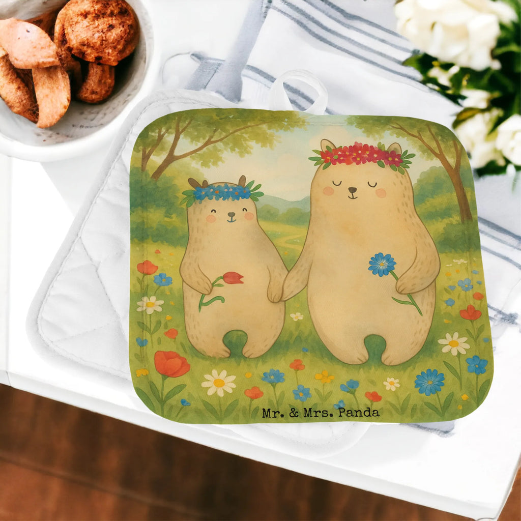 2er Set Topflappen  Bären mit Blumenkranz Design Topflappenset, Topflappen 2er Set, Topfuntersetzer, Topflappen mit Spruch, Schöne Topflappen, Ofenhandschuh, Topflappen, Topflappen Set, Topfhandschuhe, Ofenhandschuhe, Topfhandschuh, Topflappen lustig, Familie, Vatertag, Muttertag, Bruder, Schwester, Mama, Papa, Oma, Opa, Bären, Kind, Kinder, Mutti, Lieblingsmama, Family, weltbeste Mama, beste Mutter, Vorbild, Bär, Mami, Tochter, Geschenk Mama. Muttertag, Töchter, Mutter, Lieblingsmensch