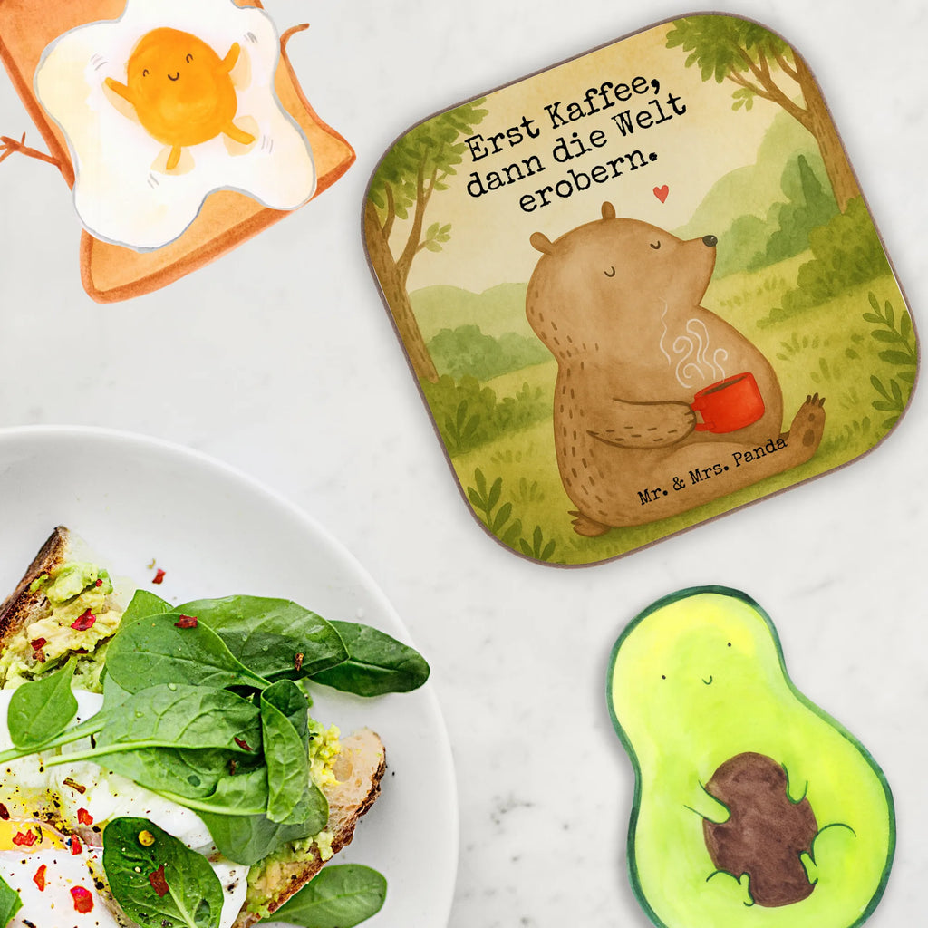 Square coaster bear Coffee Design Korkuntersetzer, Untersetzer Gläser, Untersetzer aus Holz, Untersetzer Design, Getränkeuntersetzer, Untersetzer für Gläser, Glasuntersetzer, Bierdeckel, Holzuntersetzer, Tassen Untersetzer, Untersetzer, Untersetzer Holz, Bär, Teddy, Teddybär, Morgenroutine, Bären, guten Morgen, Motivation, Coffee, Welt retten, Kaffee, Welt erobern