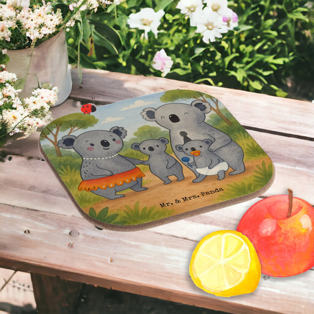 Square coaster Koala Family Design Untersetzer, Bierdeckel, Glasuntersetzer, Untersetzer Gläser, Getränkeuntersetzer, Untersetzer aus Holz, Untersetzer für Gläser, Korkuntersetzer, Untersetzer Holz, Holzuntersetzer, Tassen Untersetzer, Untersetzer Design, Familie, Vatertag, Muttertag, Bruder, Schwester, Mama, Papa, Oma, Opa, Koala, Koalas, Family, Kinder, Geschwister, Familienleben