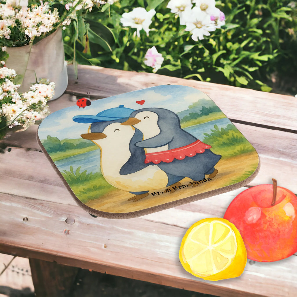 Square coaster Penguin little sister Design Untersetzer Gläser, Tassen Untersetzer, Bierdeckel, Korkuntersetzer, Glasuntersetzer, Untersetzer für Gläser, Untersetzer, Untersetzer Design, Untersetzer Holz, Untersetzer aus Holz, Holzuntersetzer, Getränkeuntersetzer, Familie, Vatertag, Muttertag, Bruder, Schwester, Mama, Papa, Oma, Opa