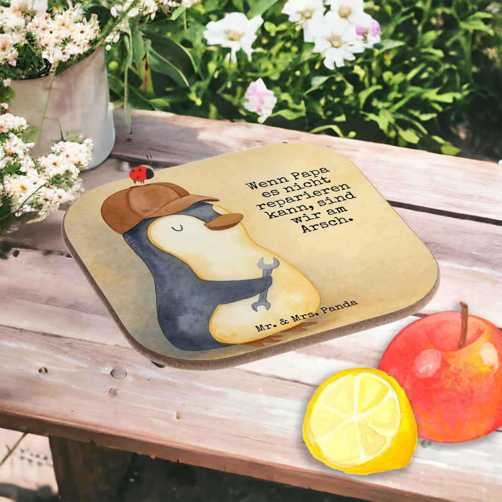 Podkładka Jeśli tata tego nie naprawi, to jesteśmy w dupie Design Korkuntersetzer, Untersetzer aus Holz, Getränkeuntersetzer, Untersetzer Holz, Untersetzer Gläser, Glasuntersetzer, Bierdeckel, Untersetzer, Tassen Untersetzer, Holzuntersetzer, Untersetzer Design, Untersetzer für Gläser, Familie, Vatertag, Muttertag, Bruder, Schwester, Mama, Papa, Oma, Opa, Geschenk Papa, Vater, Bester Papa der Welt