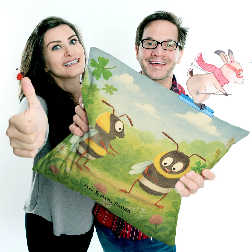 Cushion bumblebees shamrock Design Couchkissen, Kissenhülle, Sofakissen, Dekokissen 40x40, sitzkissen, Kissen, sofakissen, Kissen 40x40 Waschbar, Kissenbezüge, Motivkissen, Kopfkissen 40x40, Kopfkissen, Zierkissen, Dekokissen Sofa, Dekokissen, Kissen 40x40, Kissenhülle 40x40, Sofakissen 40x40, Kissenbezug 40x40, Tiermotive, Gute Laune, lustige Sprüche, Tiere, Hummel, Biene Deko, Spruch schön, Spruch positiv, glücklich werden, Biene, Spruch fröhlich, glücklich sein