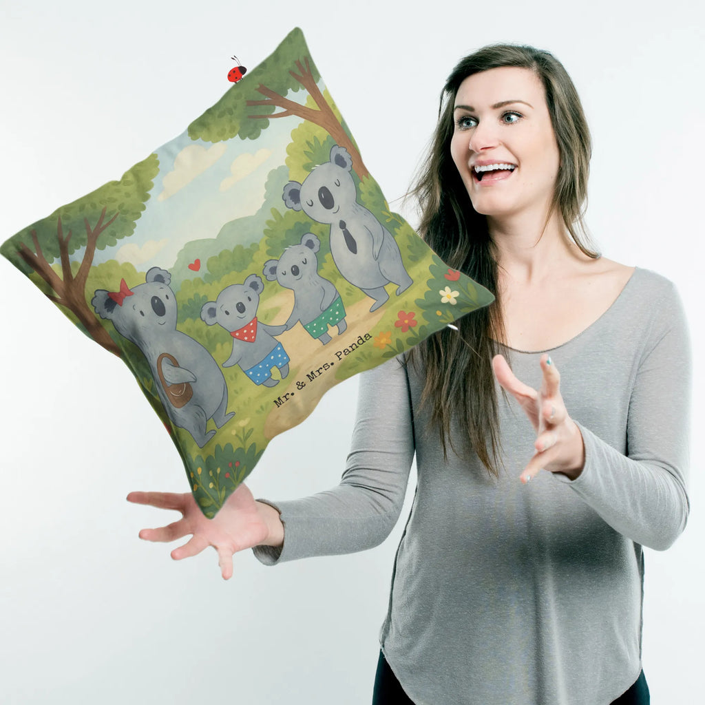 40x40 poduszka Rodzina koali dwa Design Sofakissen, Dekokissen, Kissen 40x40 Waschbar, Couchkissen, Kopfkissen, Sofakissen 40x40, Dekokissen Sofa, sofakissen, Kissen, Motivkissen, Zierkissen, Kissenbezug 40x40, sitzkissen, Kissenhülle, Kissenbezüge, Kopfkissen 40x40, Dekokissen 40x40, Kissenhülle 40x40, Kissen 40x40, Familie, Vatertag, Muttertag, Bruder, Schwester, Mama, Papa, Oma, Opa, Familienleben, Koala, Familienzeit, Koalabär, Koalafamilie, Lieblingsfamilie, beste Familie