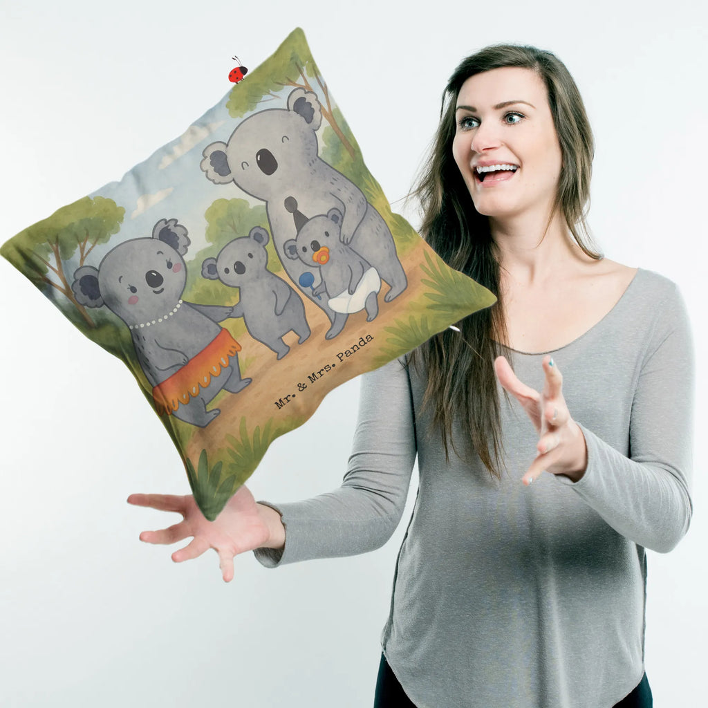 Cushion Koala Family Design Kissenhülle, Kopfkissen, Sofakissen, Dekokissen, Motivkissen, sofakissen, sitzkissen, Kissen, Kissenbezüge, Kissenbezug 40x40, Kissen 40x40, Kissenhülle 40x40, Zierkissen, Couchkissen, Dekokissen Sofa, Sofakissen 40x40, Dekokissen 40x40, Kopfkissen 40x40, Kissen 40x40 Waschbar, Familie, Vatertag, Muttertag, Bruder, Schwester, Mama, Papa, Oma, Opa, Koala, Koalas, Family, Kinder, Geschwister, Familienleben