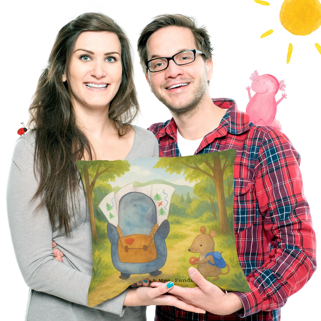 Cushion Penguin & Mouse Hiker Design Sofakissen, Dekokissen Sofa, Kopfkissen 40x40, Dekokissen, Kissenbezug 40x40, Kissenbezüge, Zierkissen, Motivkissen, Kissen 40x40, Sofakissen 40x40, Kissen, Couchkissen, Kissenhülle, Dekokissen 40x40, Kissenhülle 40x40, Kopfkissen, sofakissen, Kissen 40x40 Waschbar, sitzkissen, Pinguin, Roadtrip, Abenteurer, Wanderlust, Abenteuer, Pinguine, Ausflug, wandern