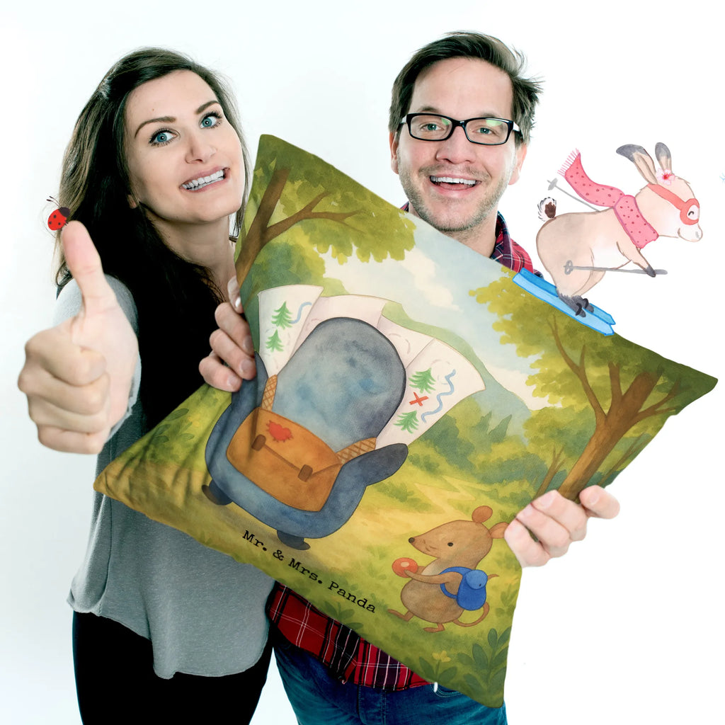 Cushion Penguin & Mouse Hiker Design Sofakissen, Dekokissen Sofa, Kopfkissen 40x40, Dekokissen, Kissenbezug 40x40, Kissenbezüge, Zierkissen, Motivkissen, Kissen 40x40, Sofakissen 40x40, Kissen, Couchkissen, Kissenhülle, Dekokissen 40x40, Kissenhülle 40x40, Kopfkissen, sofakissen, Kissen 40x40 Waschbar, sitzkissen, Pinguin, Roadtrip, Abenteurer, Wanderlust, Abenteuer, Pinguine, Ausflug, wandern