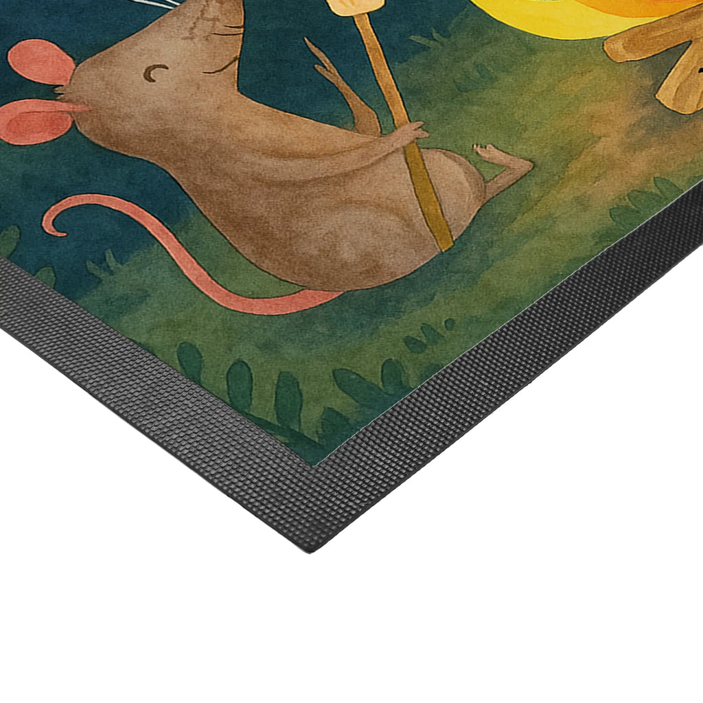 Doormat Penguin campfire Design Vorleger, Fußmatte außen wetterfest, Haustürmatte, Fußabstreifer, Matte, Motivfußmatte, Schmutzfangteppich, Schmutzfangmatte waschbar, Eingangsteppich, Fußabtreter, Fußabtreter außen, Schmutzmatte, Schmutzfangmatte, Fußabstreifer außen, Türmatte, Fußmatten, Fussmatten, Schmutzfänger, Fussmatten online, Fußmatte innen, Gummimatte, Fußmatte waschbar, Fußmatte außen, Sauberlaufmatte, Türvorleger, Fußmatte outdoor, Gummi Matte, Pinguin, Pinguine, Liebe, Leben, Büroalltag, Arbeit, Lagerfeuer, Maus, Büro, Feuer, Job, grillen, Marshmallows, Lebensspruch, Neustart, Lebensmotivation, Motivation