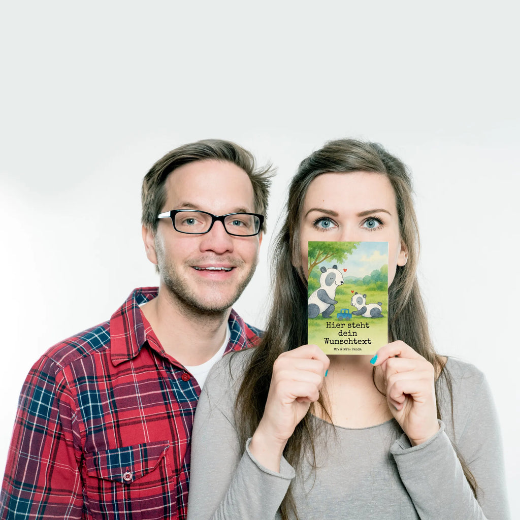 Personalisierte Postkarte Panda Vater Design Einladung mit Namen, Geschenkkarte mit Namen, Einladung mit Wunschtext, Grußkarte mit Wunschtext, Postkarte mit Wunschtext, Ansichtskarte mit Namen, Karte mit Namen, Grußkarte mit Namen, Karte mit Wunschtext, Ansichtskarte mit Wunschtext, Postkarte bedrucken, Geschenkkarte mit Wunschtext, Postkarte mit Namen, Postkarte personalisierbar, Vatertag Geschenk, Papa Geschenke, Vater Geburtstag, Vater Handwerker, Vater Geschenk, Papi Geschenk, Vatertag, Papa Geschenk