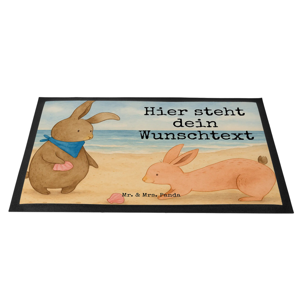 Personalized doormat Bunnies with seashell Design Personalisieruung, Türvorleger mit Namen, Personalisiert, Fußmatte mit Namen, Namensfussmatte, Wunschnamen, Türvorleger personalisiert, Bedrucken, Fußmatte bedrucken, Haustürmatte personalisiert, Personalisierte Fußmatte, Familie, Vatertag, Muttertag, Bruder, Schwester, Mama, Papa, Oma, Opa, Muscheln sammeln, beste Freundin, Muscheln, Meer, Freundin, BFF, best friends, Freundinnen, Hasen
