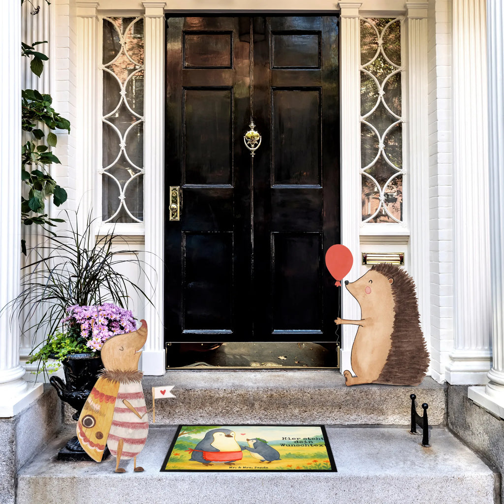 Spersonalizowana wycieraczka Pingwin z dzieckiem Design Wunschnamen, Bedrucken, Personalisierte Fußmatte, Türvorleger personalisiert, Namensfussmatte, Personalisiert, Fußmatte mit Namen, Türvorleger mit Namen, Fußmatte bedrucken, Haustürmatte personalisiert, Personalisieruung, Familie, Vatertag, Muttertag, Bruder, Schwester, Mama, Papa, Oma, Opa, Mutter, Geschenk, Geburststag, Mutti, Mami