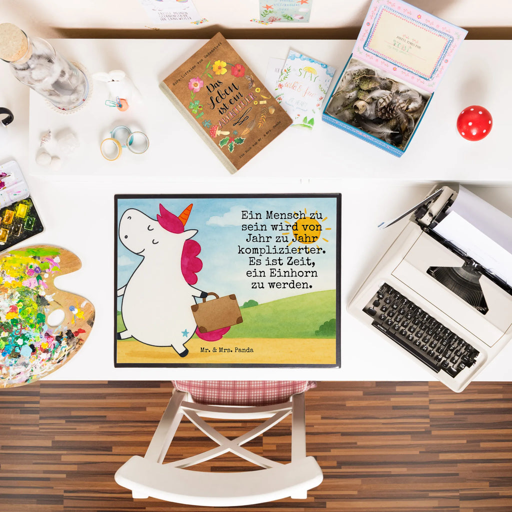 Schreibtischunterlage Einhorn Koffer Design Schreibunterlage, Schreibtischauflage, Bürobedarf, Büroartikel, Schreibwaren, Schreibtisch Unterlagen, Schreibtischunterlage Groß, Einhorn, Einhörner, Einhorn Deko, Unicorn, unicorn, Koffer, Verreisen, Reise, Gepäck, Abenteuer, Erwachsen, Kind, albern, Spaß, lustig, witzig