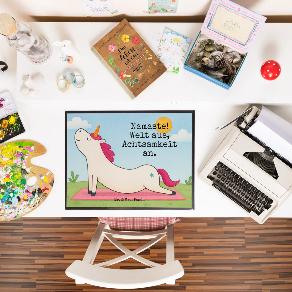 Schreibtischunterlage Einhorn Yoga Design Schreibunterlage, Schreibtischauflage, Bürobedarf, Büroartikel, Schreibwaren, Schreibtisch Unterlagen, Schreibtischunterlage Groß, Einhorn, Einhörner, Einhorn Deko, Unicorn, Yoga, Namaste, Achtsamkeit, Entspannung, Joga, Yogamatte, Sport, lustig, witzig, süß