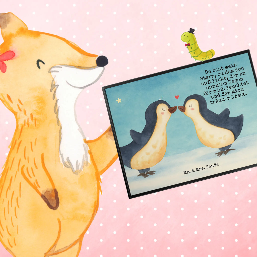 Schreibtischunterlage Pinguin Liebe Design Schreibunterlage, Schreibtischauflage, Bürobedarf, Büroartikel, Schreibwaren, Schreibtisch Unterlagen, Schreibtischunterlage Groß, Liebe, Partner, Freund, Freundin, Ehemann, Ehefrau, Heiraten, Verlobung, Heiratsantrag, Liebesgeschenk, Jahrestag, Hocheitstag, Pinguin, Pinguine, Pinguin Paar, Pinguinpaar, Pinguin Liebe, Paar, Pärchen. Liebespaar, Liebesbeweis, Liebesspruch, Hochzeitstag, Geschenk Freund, Geschenk Freundin, Verlobte, Verlobter, Love, Geschenk Hochzeitstag, Geschenkidee, Hochzeit, Gastgeschenk