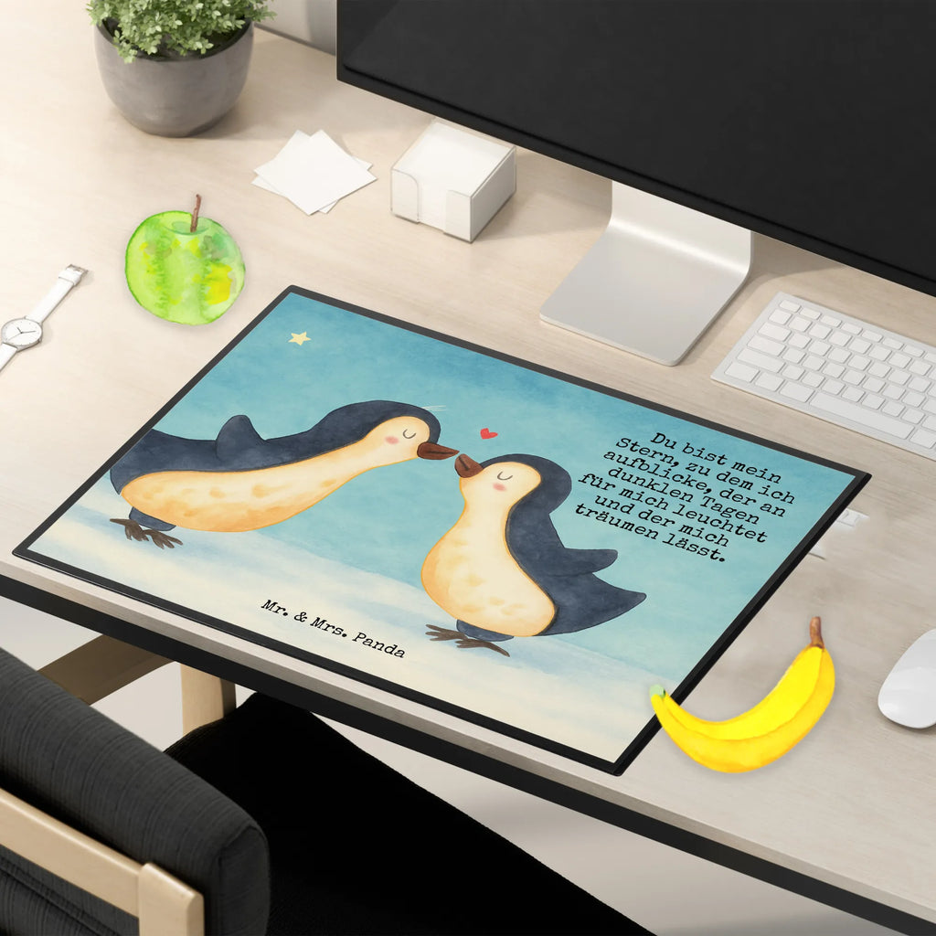 Schreibtischunterlage Pinguin Liebe Design Schreibunterlage, Schreibtischauflage, Bürobedarf, Büroartikel, Schreibwaren, Schreibtisch Unterlagen, Schreibtischunterlage Groß, Liebe, Partner, Freund, Freundin, Ehemann, Ehefrau, Heiraten, Verlobung, Heiratsantrag, Liebesgeschenk, Jahrestag, Hocheitstag, Pinguin, Pinguine, Pinguin Paar, Pinguinpaar, Pinguin Liebe, Paar, Pärchen. Liebespaar, Liebesbeweis, Liebesspruch, Hochzeitstag, Geschenk Freund, Geschenk Freundin, Verlobte, Verlobter, Love, Geschenk Hochzeitstag, Geschenkidee, Hochzeit, Gastgeschenk