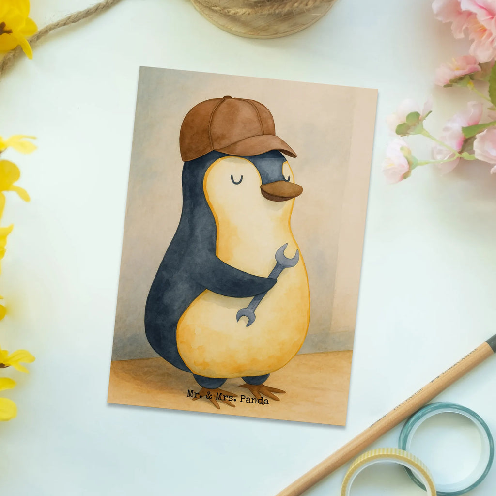 Pocztówka Jeśli tata tego nie naprawi, to jesteśmy w dupie Design Einladungskarte, Dankeskarte, Postkarte, Karte, Geschenkkarte, Einladung Geburtstag, Ansichtskarten, Ansichtskarte, Einladungskarten Geburtstag, Grußkarte, Einladung, Geburtstagskarte, Familie, Vatertag, Muttertag, Bruder, Schwester, Mama, Papa, Oma, Opa, Bester Papa der Welt, Geschenk Papa, Vater