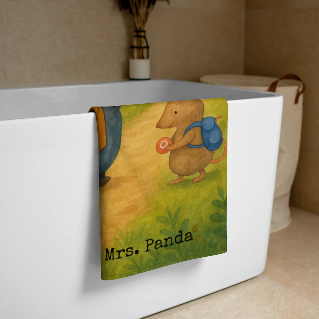 XL bath towel Pingwin i Mysz Wędrowcy Design Handtuch Für Große Personen, Umweltfreundliches Handtuch Groß, Handtuch Für Strand XL, Handtuch XL Modern, Handtuch Für Sauna Groß, Großes Handtuch, XL Handtuch Grau, XL Handtuch Bunt, XL Handtuch Mit Muster, Handtuch Für Erwachsene XL, Weiches XL Handtuch, Handtuch XL Für Männer, Duschtuch XL, Waschbares Handtuch XL, Handtuch Übergröße, Großes Handtuch Unifarben, Handtuch XL Geschenkidee, Mikrofaser Handtuch XL, Großes Handtuch Für Badezimmer, Handtuch Für Wellness, Strapazierfähiges XL Handtuch, Pflegeleichtes Handtuch Groß, Handtuch XL Für Kinder, Badetuch Extra Groß, XL Handtuch Aus Bio Baumwolle, Handtuch XL Klassisch, Handtuch Groß Für Sport, Saugfähiges Großes Handtuch, Badehandtuch XL, Nachhaltiges Handtuch XL, Design Handtuch XL, Extra Großes Handtuch, Handtuch Für Dusche XL, XL Handtuch, Flauschiges Handtuch XL, Handtuch XL Für Frauen, Saunatuch XL, Handtuch XL Aus Baumwolle, XL Handtuch Weiß, Pinguin, Abenteuer, wandern, Ausflug, Abenteurer, Pinguine, Roadtrip, Wanderlust