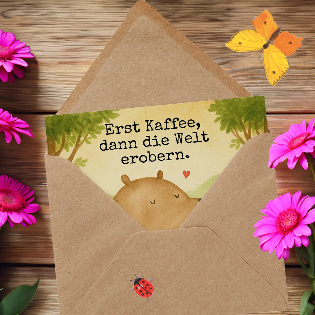 Karta Deluxe Niedźwiedź kawa Design Grußkarte, Hochzeitskarte, Karte, Glückwunschkarte, Hochwertige Klappkarte, Hochwertige Grußkarte, Geburtstagskarte, Einladungskarte, Klappkarte, Bär, Teddy, Teddybär, Coffee, guten Morgen, Welt erobern, Motivation, Welt retten, Morgenroutine, Bären, Kaffee