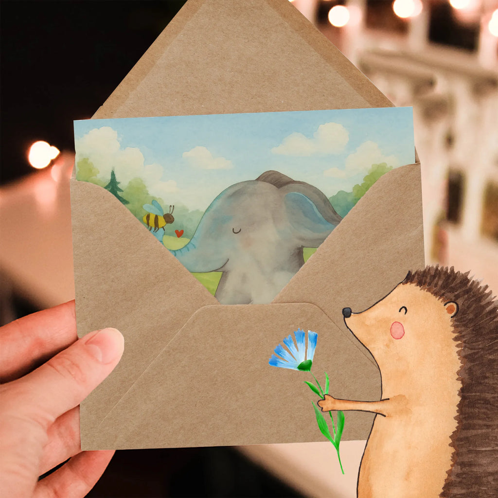 Deluxe Karte Elefant Biene Design Karte, Grußkarte, Klappkarte, Einladungskarte, Glückwunschkarte, Hochzeitskarte, Geburtstagskarte, Hochwertige Grußkarte, Hochwertige Klappkarte, Tiermotive, Gute Laune, lustige Sprüche, Tiere, Elefant, Biene, Liebe, Liebesbeweis, Jahrestag, Liebesgeschenk, Heiratsantrag, Hochzeitsgeschenk, Liebesspruch