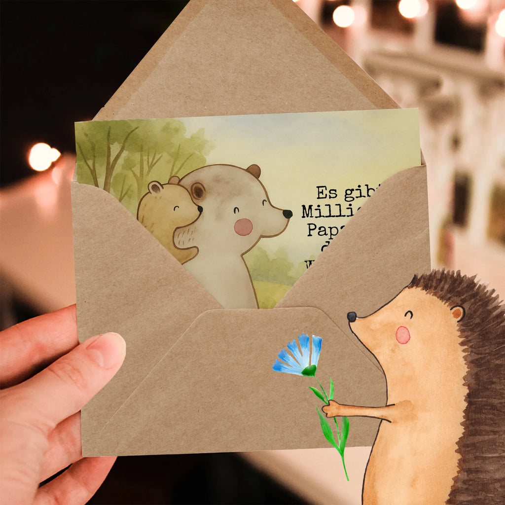 Deluxe Karte Papa Bär Design Karte, Grußkarte, Klappkarte, Einladungskarte, Glückwunschkarte, Hochzeitskarte, Geburtstagskarte, Hochwertige Grußkarte, Hochwertige Klappkarte, Familie, Vatertag, Muttertag, Bruder, Schwester, Mama, Papa, Oma, Opa, Geschenk, Vater, Papi, Vati, Onkel, Geburtstag