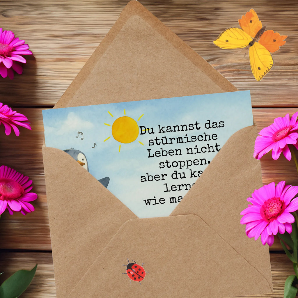 Deluxe Card Penguin surfer Design Karte, Grußkarte, Klappkarte, Einladungskarte, Glückwunschkarte, Hochzeitskarte, Geburtstagskarte, Hochwertige Grußkarte, Hochwertige Klappkarte, Pinguin, Pinguine, surfen, Surfer, Hawaii, Urlaub, Wellen, Wellen reiten, Portugal