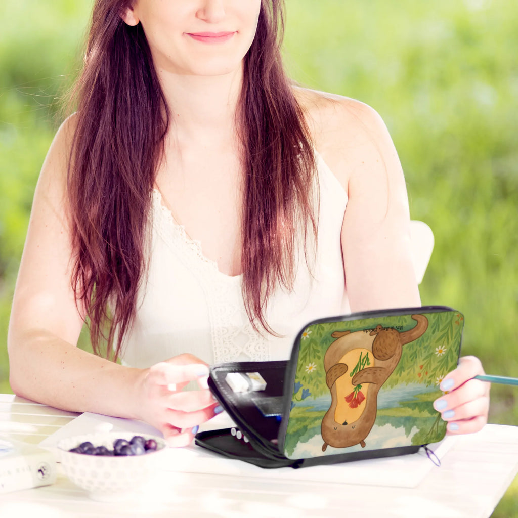 Leather folder otter Bunch of flowers Design Federmäppchen, Einschulung, Federmäppchen bedruckt, Bestückte Federmappe, Stiftetasche, Federmappe Einschulung, Stifterolle, Kinder Federmappe, Motiv, Schülerin, Schule, Federmappe, Grundschule, Geschenk, Kind, Schüler, Stifte Etui, Büro Stifte Etui, Otter, Fischotter, Seeotter, Otter Seeotter See Otter