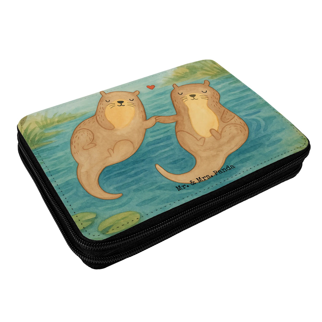 Leather folder otter holding hands Design Federmappe, Stiftetasche, Stifte Etui, Schule, Einschulung, Geschenk, Kind, Schüler, Schülerin, Stifterolle, Federmäppchen, Motiv, Grundschule, Federmäppchen bedruckt, Büro Stifte Etui, Bestückte Federmappe, Kinder Federmappe, Federmappe Einschulung, Otter, Fischotter, Seeotter, Otter Seeotter See Otter