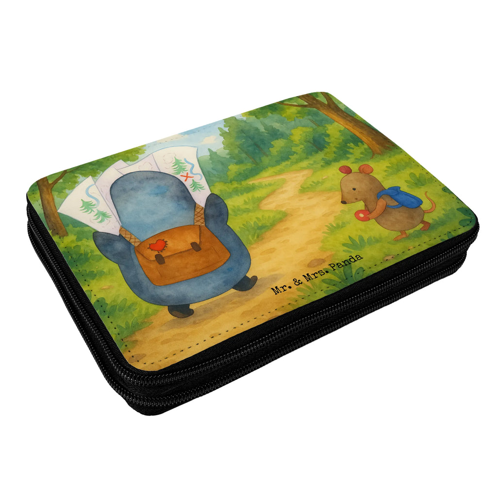 Leather folder Penguin & Mouse Hiker Design Federmappe, Stiftetasche, Stifte Etui, Schule, Einschulung, Geschenk, Kind, Schüler, Schülerin, Stifterolle, Federmäppchen, Motiv, Grundschule, Federmäppchen bedruckt, Büro Stifte Etui, Bestückte Federmappe, Kinder Federmappe, Federmappe Einschulung, Pinguin, Pinguine, Abenteurer, Abenteuer, Roadtrip, Ausflug, Wanderlust, wandern