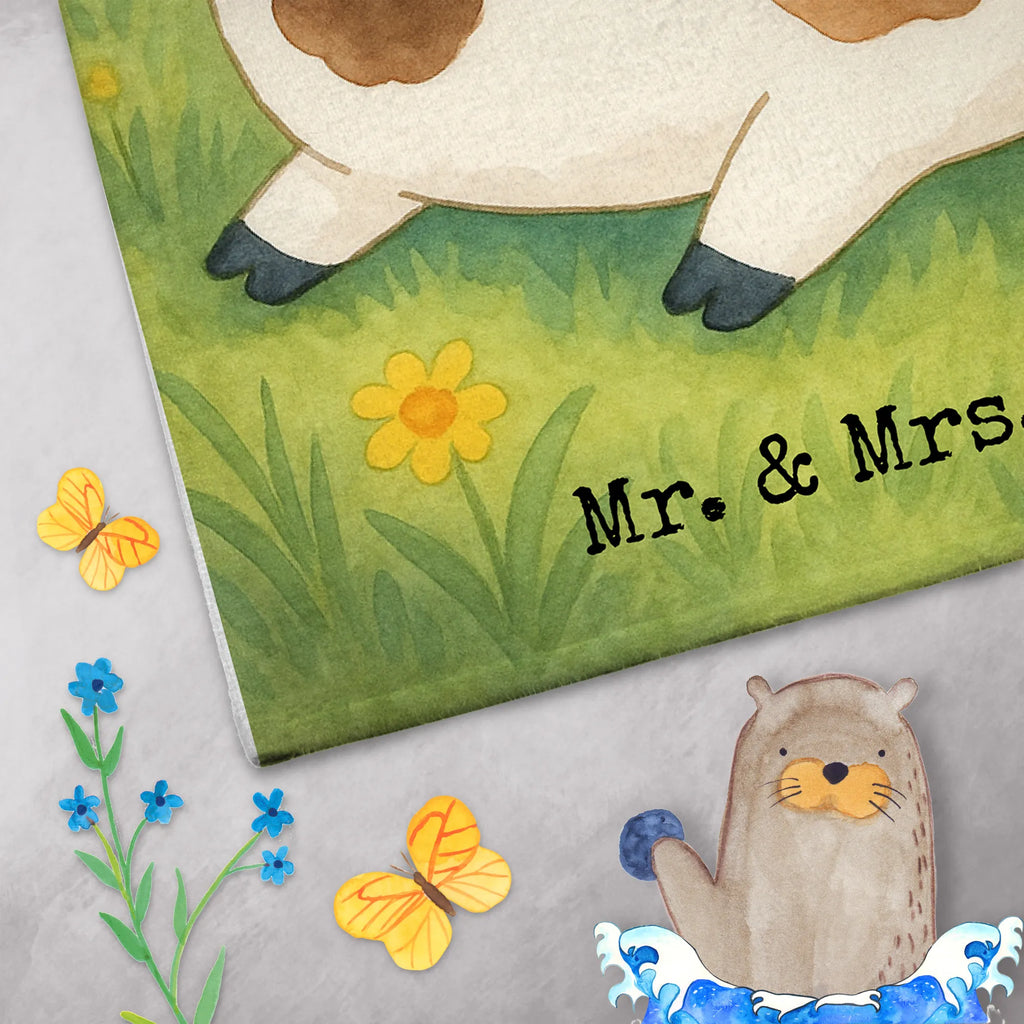 Ręcznik dla gości Krowa Design Gästehandtuch Schnell Trocknend, Gästehandtuch Saugfähig, Gästehandtücher, Handtuch Für Toilette, Gästehandtuch Modern, Handtuch Klein, Gästehandtuch Pflegeleicht, Gäste-Tuch, Handtuch Gästeformat, Gästehandtuch Klassisch, Gästehandtuch Bad, Gästehandtuch Strapazierfähig, Gästehandtuch Schwarz, Gästehandtuch Nachhaltig, Gästehandtuch Bio Baumwolle, Gästehandtuch Weich, Gästehandtuch Bunt, Handtuch Für Gäste-WC, Gästehandtuch, Gästehandtuch 30x50, Gästehandtuch Baumwolle, Gästehandtuch Weiß, Gästehandtuch Beige, Handtuch Gästezimmer, Kleines Handtuch, Gästehandtuch Badezimmer, Gästehandtuch Set, Gästehandtuch Für Hotels, Gästehandtuch Mit Bordüre, Waschhandtuch, Gästehandtuch Waschbar, Handtuch Für Gäste, Gästehandtuch Grau, Gästehandtuch Ökologisch, Gästehandtuch Mit Muster, Gästehandtuch Hochwertig, Bauernhof, Hoftiere, Landwirt, Landwirtin, Milchkuh, Spruch, Kühe, Träume, Flausen, Kuh, Motivtion, Milch, Hof, Magie