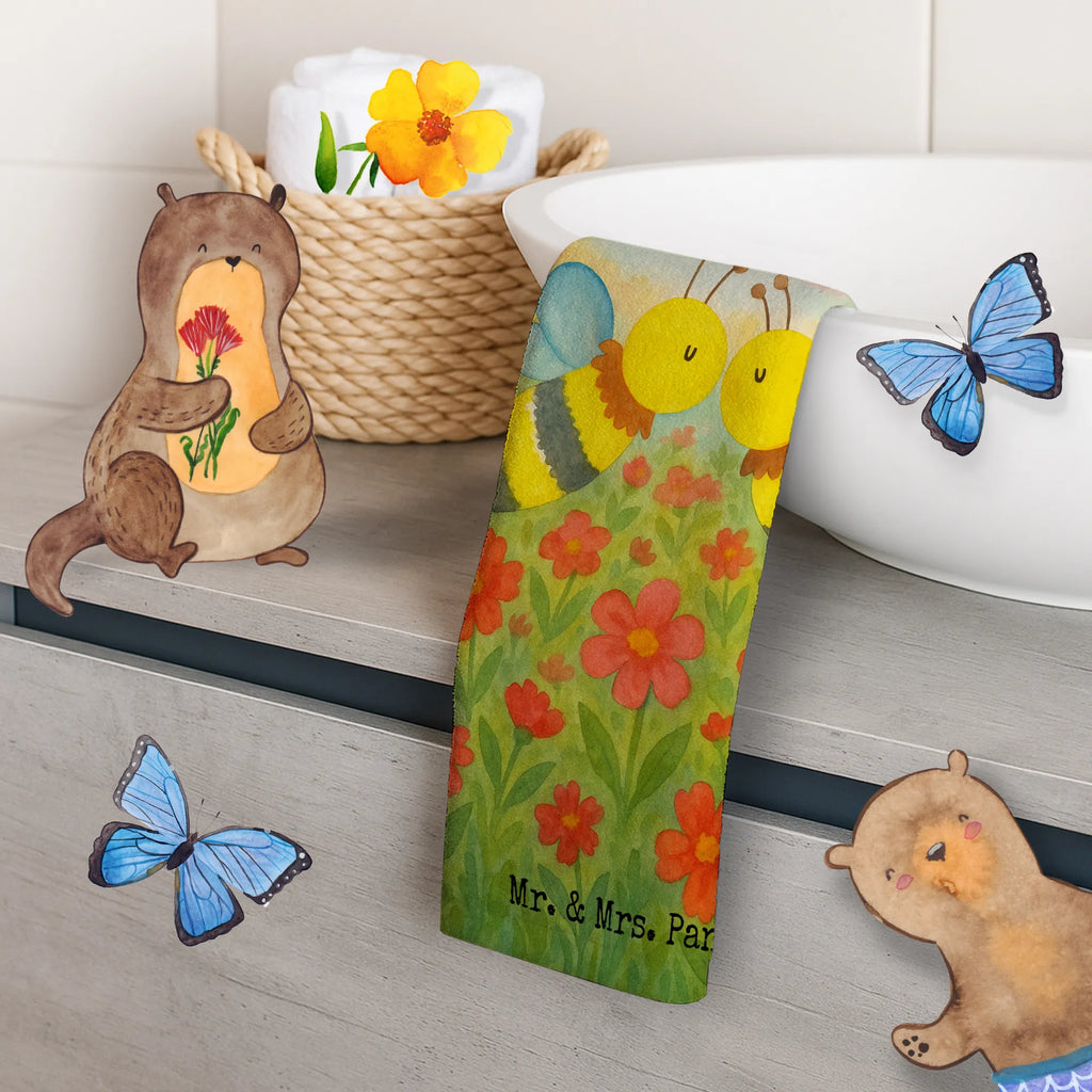 Guest towel bee Love Design Gästehandtuch Badezimmer, Gästehandtuch, Gästehandtuch Grau, Handtuch Für Gäste, Gästehandtuch Für Hotels, Gästehandtuch Klassisch, Waschhandtuch, Gästehandtuch Pflegeleicht, Handtuch Gästeformat, Gästehandtuch Weich, Gästehandtuch Waschbar, Gästehandtuch Mit Bordüre, Gästehandtuch Bio Baumwolle, Gästehandtuch Weiß, Gästehandtuch Set, Gästehandtuch Schwarz, Gästehandtuch Baumwolle, Handtuch Klein, Gästehandtuch Hochwertig, Handtuch Gästezimmer, Gästehandtuch Mit Muster, Handtuch Für Gäste-WC, Kleines Handtuch, Gästehandtuch Ökologisch, Gästehandtuch Beige, Gästehandtuch Nachhaltig, Gästehandtuch Strapazierfähig, Gästehandtuch Modern, Gästehandtuch Saugfähig, Gästehandtuch Bunt, Gästehandtuch 30x50, Handtuch Für Toilette, Gäste-Tuch, Gästehandtuch Schnell Trocknend, Gästehandtücher, Gästehandtuch Bad, Biene, Wespe, Hummel