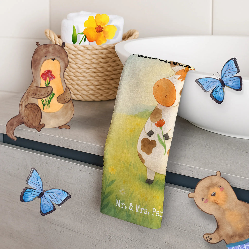 Personalisiertes Gästehandtuch Kuh Design Waschhandtuch Mit Wunschtext, Handtuch Für Gäste Mit Name, Gästehandtuch Pflegeleicht Mit Gravur, Gästehandtuch Baumwolle Mit Namen, Gästehandtuch Bio Baumwolle Mit Text, Handtuch Klein Mit Namen, Gästehandtuch Schwarz Mit Namen, Gästehandtuch Badezimmer Personalisiert, Personalisiertes Gästehandtuch, Gästehandtuch Set Personalisiert, Gästehandtuch Bad Mit Wunschtext, Gästehandtuch Für Hotels Mit Gravur, Handtuch Für Toilette Personalisiert, Gästehandtuch Bunt Personalisiert, Handtuch Für Gäste-WC Mit Name, Gästehandtuch Mit Namen, Gästehandtuch Grau Mit Wunschtext, Gästehandtuch Hochwertig Personalisiert, Gästehandtuch Mit Bordüre Und Wunschtext, Gästehandtuch Modern Mit Namen, Gästehandtuch Waschbar Mit Name, Gäste-Tuch Mit Wunschtext, Gästehandtuch Weiß Mit Namen, Gästehandtuch Saugfähig Mit Wunschtext, Gästehandtuch Strapazierfähig Mit Text, Gästehandtuch Schnell Trocknend Mit Wunschtext, Gästehandtuch Ökologisch Mit Namen, Gästehandtuch Klassisch Mit Wunschtext, Kleines Handtuch Personalisiert, Handtuch Gästezimmer Mit Namen, Gästehandtuch 30x50 Mit Name, Gästehandtuch Mit Muster Und Name, Gästehandtücher Mit Wunschtext, Gästehandtuch Nachhaltig Personalisiert, Handtuch Gästeformat Mit Gravur, Gästehandtuch Weich Mit Namen, Gästehandtuch Beige Mit Gravur, Bauernhof, Hoftiere, Landwirt, Landwirtin, Milchkuh, Flausen, Motivtion, Kühe, Träume, Milch, Kuh, Spruch, Hof, Magie