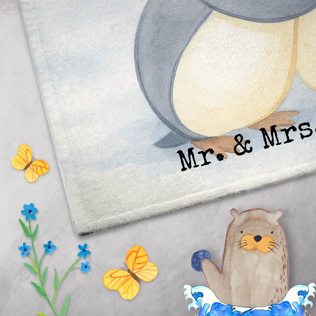 Personalisiertes Gästehandtuch Pinguine Kuscheln Design Gästehandtuch Modern Mit Namen, Gästehandtuch Nachhaltig Personalisiert, Handtuch Gästezimmer Mit Namen, Gästehandtuch 30x50 Mit Name, Gästehandtuch Für Hotels Mit Gravur, Handtuch Klein Mit Namen, Gästehandtuch Bunt Personalisiert, Gästehandtuch Bad Mit Wunschtext, Gästehandtuch Mit Bordüre Und Wunschtext, Handtuch Für Toilette Personalisiert, Handtuch Für Gäste Mit Name, Gästehandtuch Schnell Trocknend Mit Wunschtext, Handtuch Gästeformat Mit Gravur, Waschhandtuch Mit Wunschtext, Gästehandtuch Ökologisch Mit Namen, Gästehandtuch Schwarz Mit Namen, Gästehandtuch Badezimmer Personalisiert, Gästehandtuch Waschbar Mit Name, Kleines Handtuch Personalisiert, Gästehandtuch Weiß Mit Namen, Gästehandtuch Saugfähig Mit Wunschtext, Gästehandtuch Mit Namen, Gästehandtücher Mit Wunschtext, Gästehandtuch Set Personalisiert, Personalisiertes Gästehandtuch, Gästehandtuch Hochwertig Personalisiert, Gästehandtuch Beige Mit Gravur, Gästehandtuch Weich Mit Namen, Gästehandtuch Baumwolle Mit Namen, Gästehandtuch Grau Mit Wunschtext, Gästehandtuch Mit Muster Und Name, Gästehandtuch Bio Baumwolle Mit Text, Gästehandtuch Klassisch Mit Wunschtext, Gästehandtuch Pflegeleicht Mit Gravur, Handtuch Für Gäste-WC Mit Name, Gäste-Tuch Mit Wunschtext, Gästehandtuch Strapazierfähig Mit Text, Liebe, Partner, Freund, Freundin, Ehemann, Ehefrau, Heiraten, Verlobung, Heiratsantrag, Liebesgeschenk, Jahrestag, Hocheitstag, Valentinstag, für Männer, Geschenk für Freundin, Liebesbeweis, Hochzeitstag, für Ehemann, Mitbringsel, Geschenk für Frauen, Geschenk für Partner