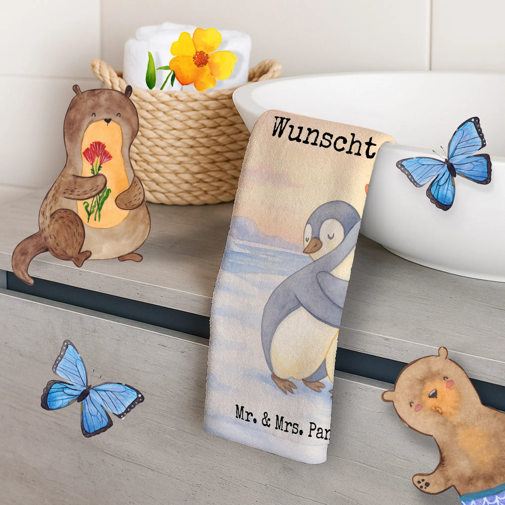 Personalisiertes Gästehandtuch Pinguine Kuscheln Design Gästehandtuch Ökologisch Mit Namen, Gästehandtücher Mit Wunschtext, Gästehandtuch Strapazierfähig Mit Text, Gäste-Tuch Mit Wunschtext, Handtuch Für Gäste-WC Mit Name, Personalisiertes Gästehandtuch, Gästehandtuch Badezimmer Personalisiert, Gästehandtuch Beige Mit Gravur, Gästehandtuch Baumwolle Mit Namen, Gästehandtuch Waschbar Mit Name, Gästehandtuch Grau Mit Wunschtext, Waschhandtuch Mit Wunschtext, Gästehandtuch Schnell Trocknend Mit Wunschtext, Handtuch Gästezimmer Mit Namen, Gästehandtuch Pflegeleicht Mit Gravur, Gästehandtuch Set Personalisiert, Gästehandtuch Bunt Personalisiert, Handtuch Für Toilette Personalisiert, Gästehandtuch Hochwertig Personalisiert, Gästehandtuch Bad Mit Wunschtext, Kleines Handtuch Personalisiert, Gästehandtuch Weiß Mit Namen, Gästehandtuch Saugfähig Mit Wunschtext, Gästehandtuch Modern Mit Namen, Gästehandtuch Bio Baumwolle Mit Text, Gästehandtuch Nachhaltig Personalisiert, Handtuch Gästeformat Mit Gravur, Gästehandtuch Mit Namen, Gästehandtuch Weich Mit Namen, Gästehandtuch Mit Muster Und Name, Gästehandtuch Mit Bordüre Und Wunschtext, Gästehandtuch Für Hotels Mit Gravur, Handtuch Für Gäste Mit Name, Gästehandtuch Schwarz Mit Namen, Gästehandtuch Klassisch Mit Wunschtext, Gästehandtuch 30x50 Mit Name, Handtuch Klein Mit Namen, Liebe, Partner, Freund, Freundin, Ehemann, Ehefrau, Heiraten, Verlobung, Heiratsantrag, Liebesgeschenk, Jahrestag, Hocheitstag, für Ehemann, für Männer, Mitbringsel, Geschenk für Freundin, Valentinstag, Geschenk für Partner, Liebesbeweis, Hochzeitstag, Geschenk für Frauen
