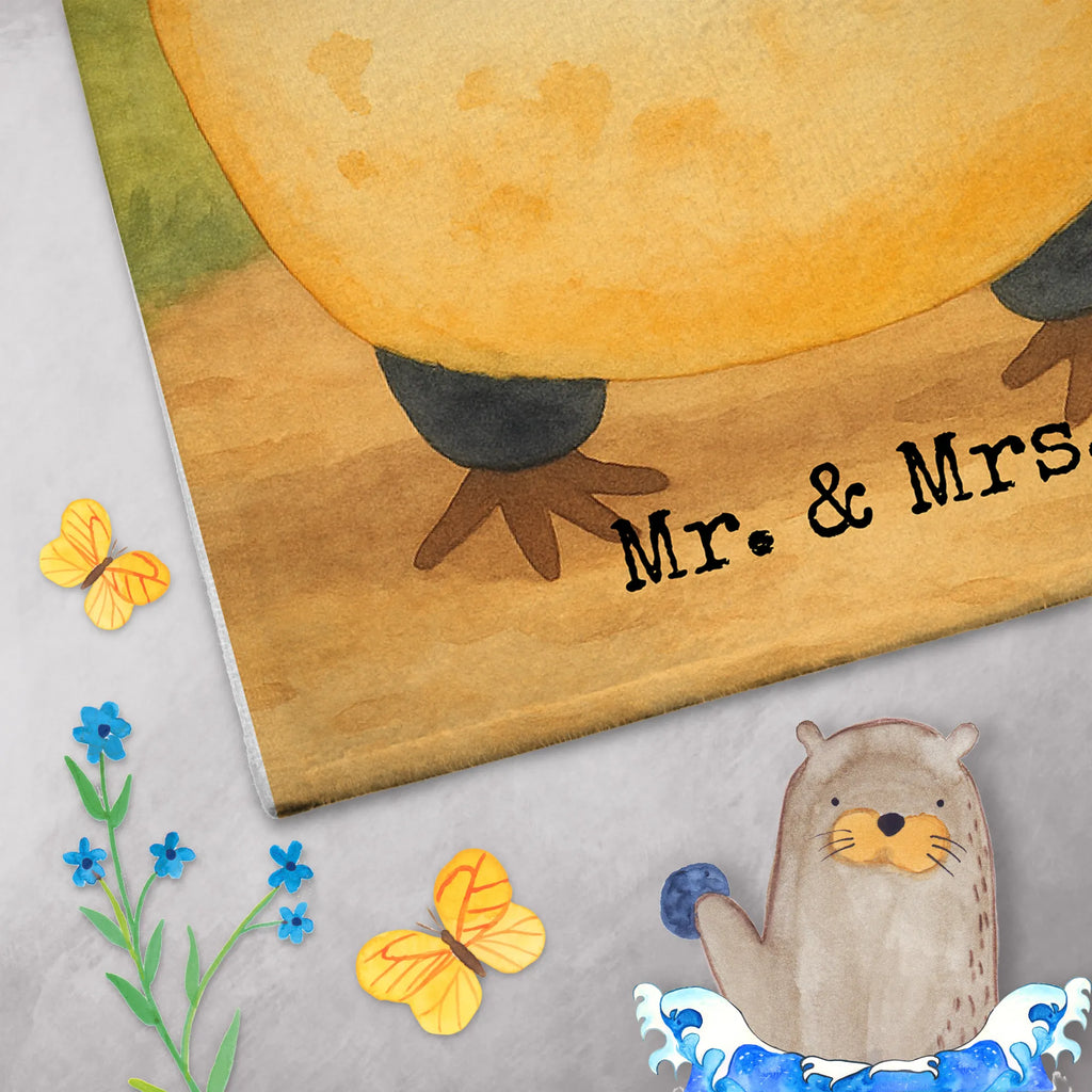 Personalisiertes Gästehandtuch Pinguin Luftballon Design Handtuch Für Gäste Mit Name, Gästehandtuch Beige Mit Gravur, Gästehandtücher Mit Wunschtext, Gästehandtuch Bad Mit Wunschtext, Gästehandtuch Waschbar Mit Name, Gästehandtuch Ökologisch Mit Namen, Gästehandtuch Mit Namen, Gästehandtuch Bio Baumwolle Mit Text, Gästehandtuch Modern Mit Namen, Kleines Handtuch Personalisiert, Gästehandtuch Nachhaltig Personalisiert, Gästehandtuch Hochwertig Personalisiert, Handtuch Klein Mit Namen, Gästehandtuch Klassisch Mit Wunschtext, Gästehandtuch Schnell Trocknend Mit Wunschtext, Gästehandtuch Set Personalisiert, Gästehandtuch Weiß Mit Namen, Gästehandtuch Badezimmer Personalisiert, Gästehandtuch Schwarz Mit Namen, Handtuch Für Toilette Personalisiert, Gästehandtuch Bunt Personalisiert, Gästehandtuch 30x50 Mit Name, Handtuch Für Gäste-WC Mit Name, Waschhandtuch Mit Wunschtext, Gäste-Tuch Mit Wunschtext, Gästehandtuch Pflegeleicht Mit Gravur, Gästehandtuch Baumwolle Mit Namen, Gästehandtuch Mit Muster Und Name, Handtuch Gästeformat Mit Gravur, Gästehandtuch Mit Bordüre Und Wunschtext, Personalisiertes Gästehandtuch, Gästehandtuch Für Hotels Mit Gravur, Gästehandtuch Strapazierfähig Mit Text, Gästehandtuch Saugfähig Mit Wunschtext, Gästehandtuch Weich Mit Namen, Gästehandtuch Grau Mit Wunschtext, Handtuch Gästezimmer Mit Namen, Pinguin, Glück, Liebe, Pinguine, Motivation, beste Freundin, Luftballon, Tagträume, Geschenkidee, neues Leben, Geschenk Freundin, Neustart, Lebenslust