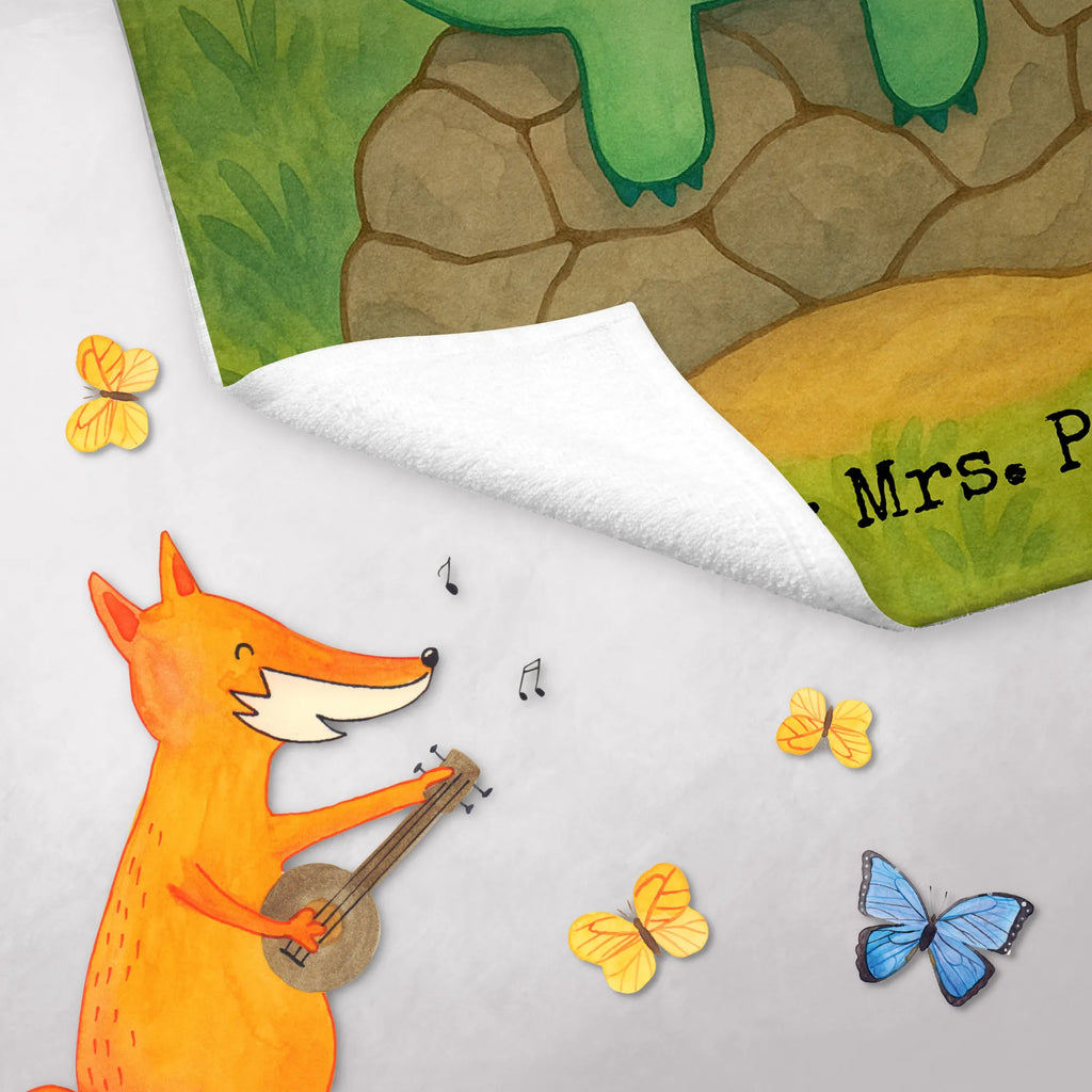 Gästehandtuch Schildkröte Pause Design Gästehandtuch 30x50, Gästehandtuch Schnell Trocknend, Handtuch Klein, Gästehandtuch Schwarz, Handtuch Für Gäste-WC, Gästehandtuch Nachhaltig, Gästehandtuch Strapazierfähig, Handtuch Für Gäste, Gästehandtuch Mit Bordüre, Gästehandtuch Bio Baumwolle, Gästehandtuch Beige, Handtuch Gästeformat, Gästehandtuch Für Hotels, Gästehandtuch Hochwertig, Handtuch Für Toilette, Gästehandtuch Badezimmer, Waschhandtuch, Gästehandtuch, Gästehandtuch Saugfähig, Gäste-Tuch, Gästehandtuch Mit Muster, Gästehandtuch Bunt, Gästehandtuch Baumwolle, Gästehandtuch Klassisch, Gästehandtuch Pflegeleicht, Gästehandtuch Grau, Kleines Handtuch, Gästehandtuch Ökologisch, Gästehandtuch Set, Gästehandtuch Bad, Gästehandtuch Waschbar, Gästehandtücher, Gästehandtuch Weich, Handtuch Gästezimmer, Gästehandtuch Modern, Gästehandtuch Weiß, Schildkröte, Entschleunigen, Achtsamkeit, achtsam