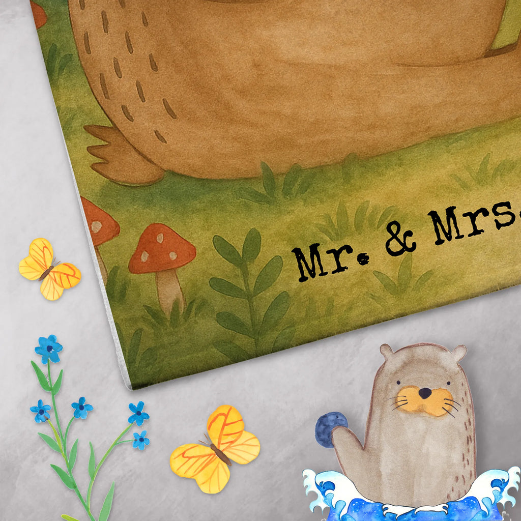 Personalisiertes Gästehandtuch Bär Kaffee Design Gästehandtuch Hochwertig Personalisiert, Gäste-Tuch Mit Wunschtext, Handtuch Für Gäste Mit Name, Gästehandtuch Weiß Mit Namen, Gästehandtuch Waschbar Mit Name, Gästehandtuch Grau Mit Wunschtext, Handtuch Gästezimmer Mit Namen, Kleines Handtuch Personalisiert, Handtuch Klein Mit Namen, Gästehandtuch Für Hotels Mit Gravur, Gästehandtuch Klassisch Mit Wunschtext, Gästehandtuch Mit Namen, Gästehandtuch Pflegeleicht Mit Gravur, Gästehandtuch Badezimmer Personalisiert, Gästehandtuch Schwarz Mit Namen, Gästehandtuch Schnell Trocknend Mit Wunschtext, Gästehandtuch Modern Mit Namen, Handtuch Für Toilette Personalisiert, Handtuch Gästeformat Mit Gravur, Gästehandtücher Mit Wunschtext, Gästehandtuch Weich Mit Namen, Gästehandtuch 30x50 Mit Name, Gästehandtuch Strapazierfähig Mit Text, Gästehandtuch Saugfähig Mit Wunschtext, Gästehandtuch Beige Mit Gravur, Personalisiertes Gästehandtuch, Gästehandtuch Bunt Personalisiert, Gästehandtuch Set Personalisiert, Gästehandtuch Baumwolle Mit Namen, Gästehandtuch Bio Baumwolle Mit Text, Handtuch Für Gäste-WC Mit Name, Gästehandtuch Bad Mit Wunschtext, Waschhandtuch Mit Wunschtext, Gästehandtuch Ökologisch Mit Namen, Gästehandtuch Mit Muster Und Name, Gästehandtuch Mit Bordüre Und Wunschtext, Gästehandtuch Nachhaltig Personalisiert, Bär, Teddy, Teddybär, Bären, Kaffee, guten Morgen, Coffee, Morgenroutine, Welt erobern, Welt retten, Motivation